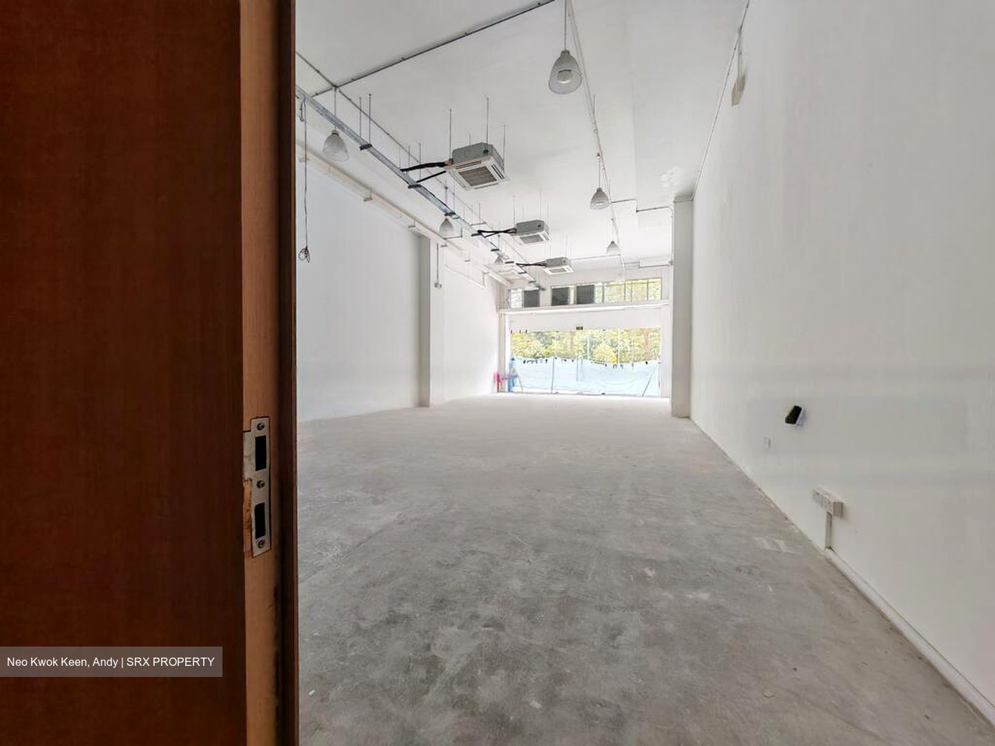 Interlocal Centre (D5), Retail #475324421